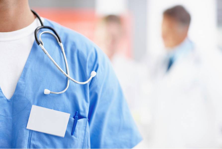 Concurso para contratar médicos
