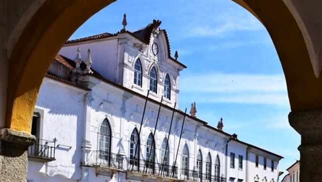 Paços do Concelho de Évora