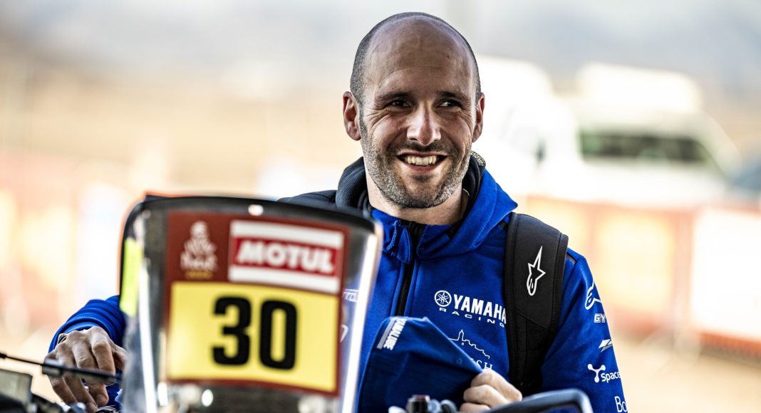 António Maio com o dorsal 30 no Rali Dakar