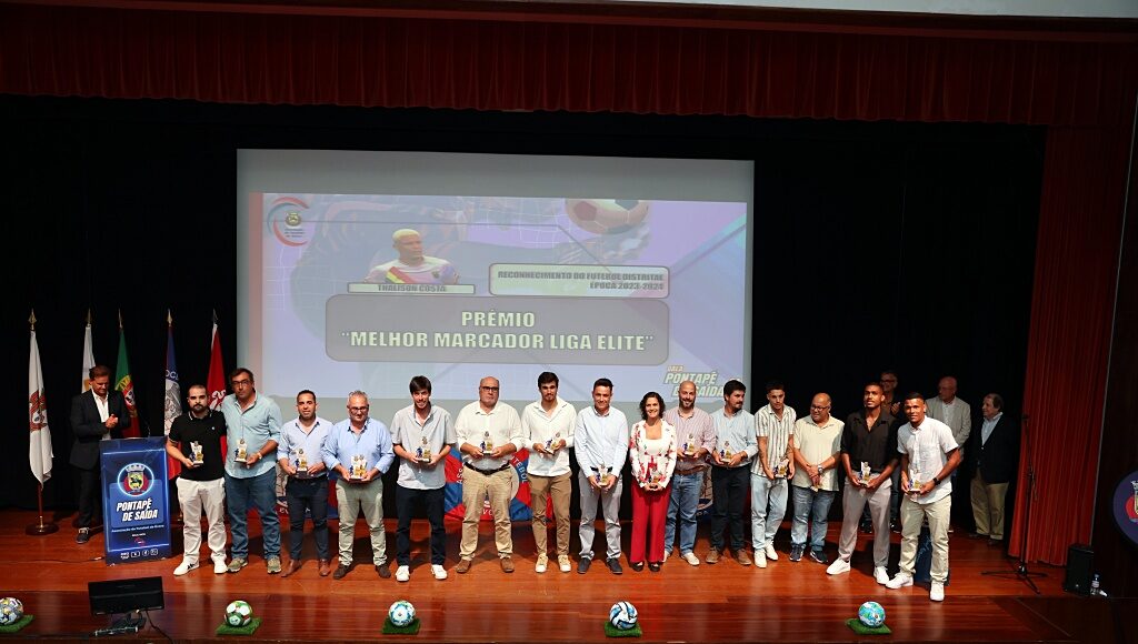 Évora: Ass. de Futebol de Évora entregou prémios referentes à época passada (c/fotos)