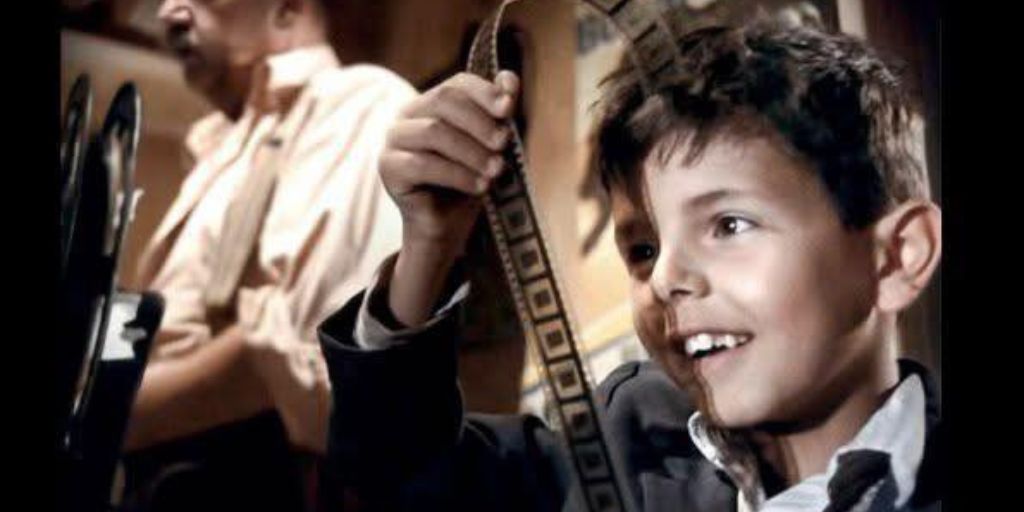 Cinema ao ar livre em Pavia exibe «Cinema Paraíso» no Largo do Coreto