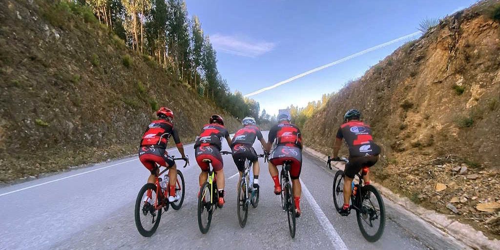 Ciclistas de Portalegre pedalam 1000 km em quatro dias para apoiar doentes oncológicos