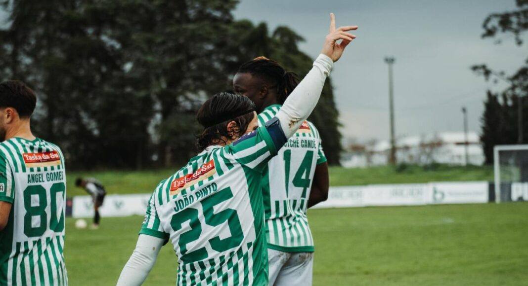 Liga 3: Lusitano de Évora vence Caldas SC e continua na luta pelo apuramento