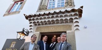 Antigo edifício da Janela Manuelina transformado em hotel museu em Marvão