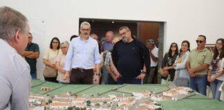 População do Pisão visita Aldeia da Luz para conhecer processo de realojamento ligado ao Alqueva