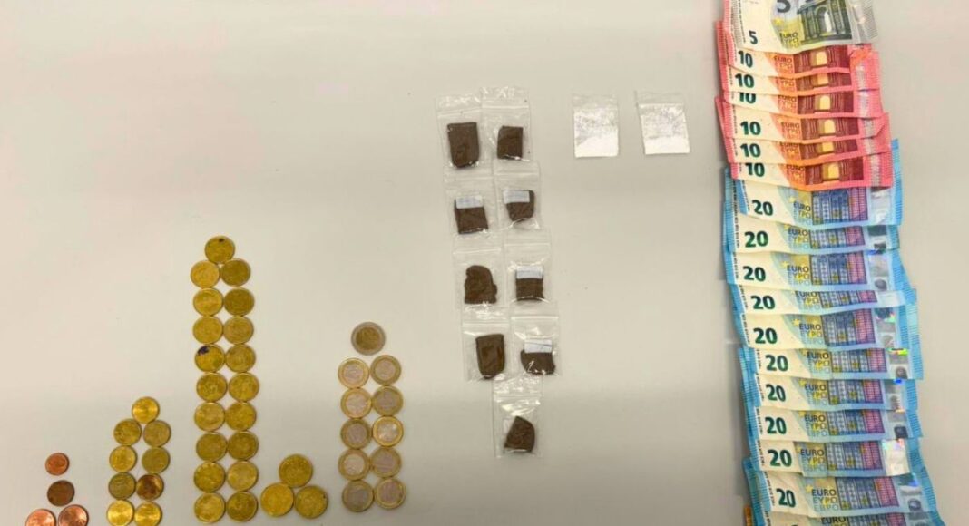 GNR detém jovem por tráfico de droga em Sines: Tinha canábis, cocaína e cerca de 500€