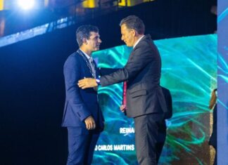 Ciclista de Estremoz André Soares recebe Colar de Honra ao Mérito Desportivo atribuído pelo Governo Ciclista de Estremoz André Soares recebe Colar de Honra ao Mérito Desportivo atribuído pelo Governo